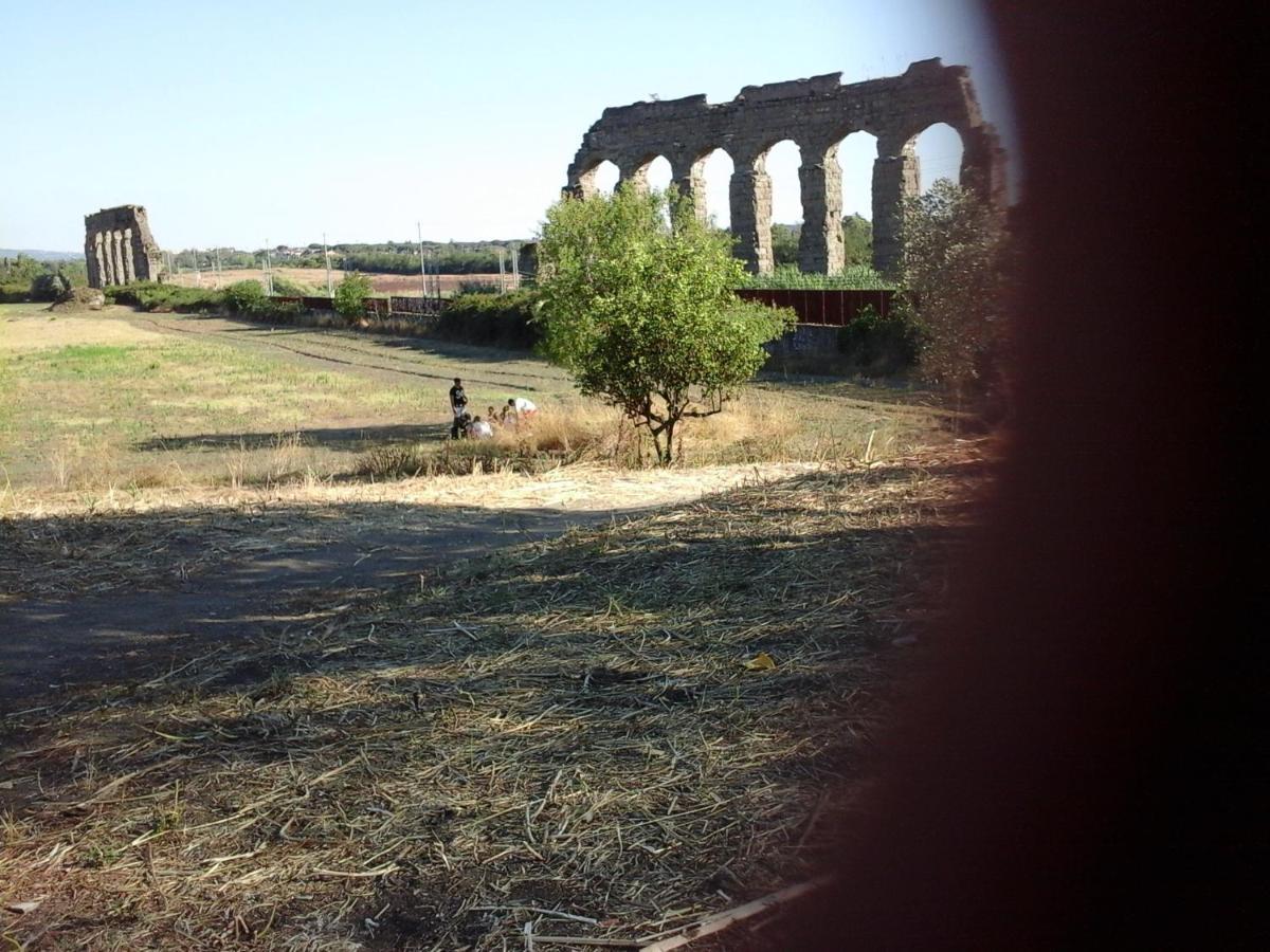 B&B Metro' Central Line Rome Exterior photo
